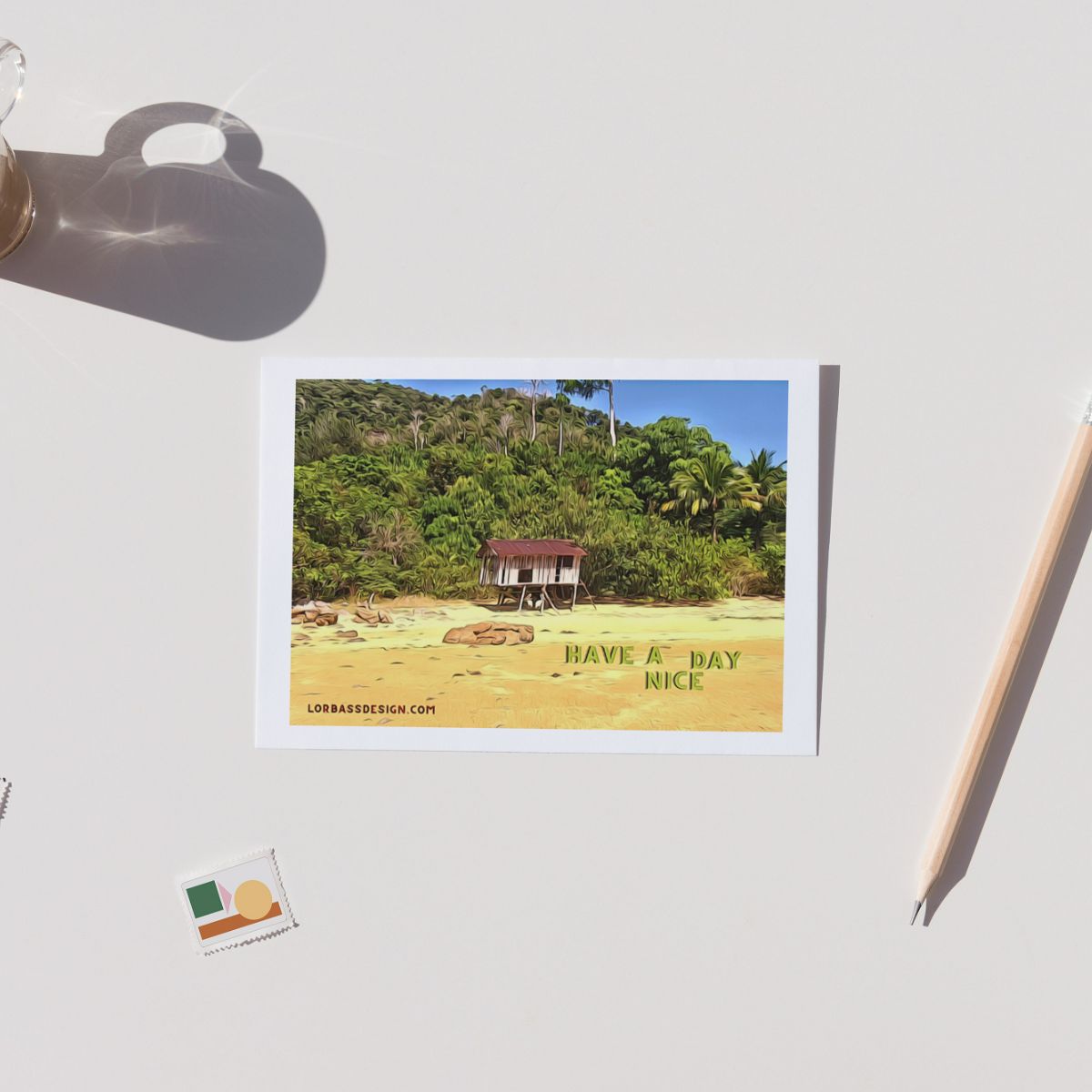 Comic-Postkarte: Einsame Fischerhütte am Strand